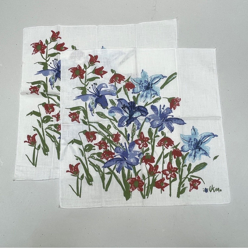 Vintage VERA White Floral Napkins - PAIR